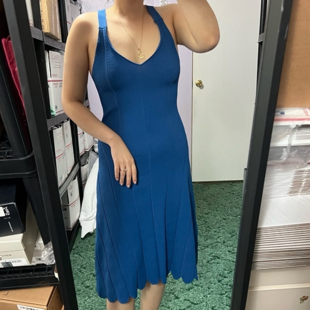 AVA Bandage Fit & Flare Midi Knit dress Small